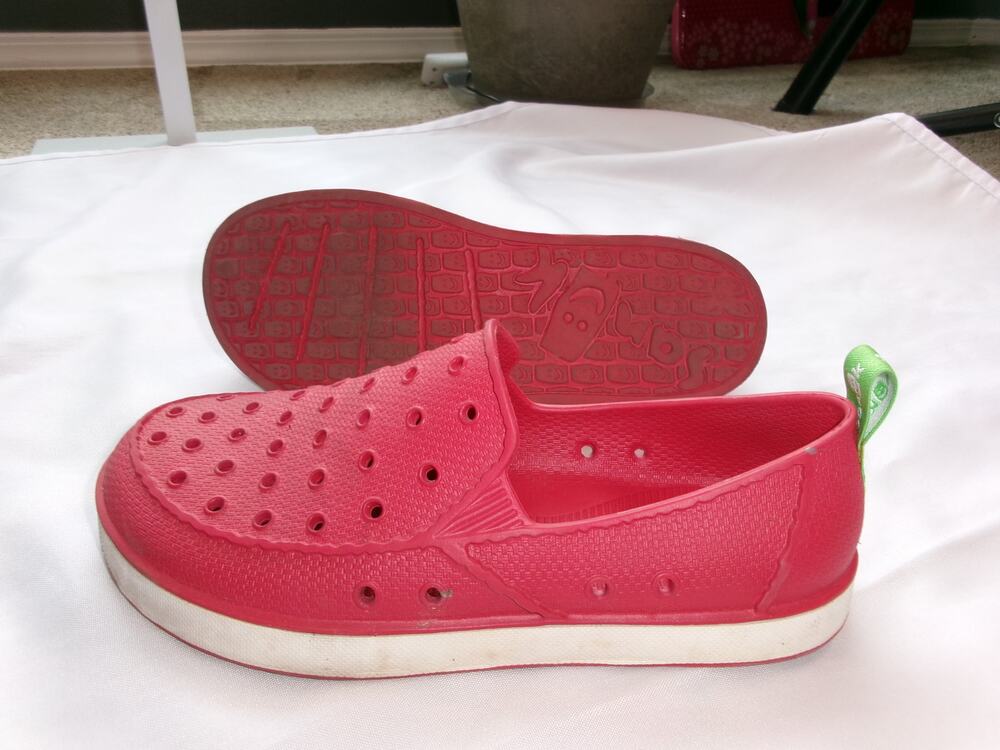 Sanuk Kids Lil Walker Red Water Shoes Slip On Perforated Youth 5